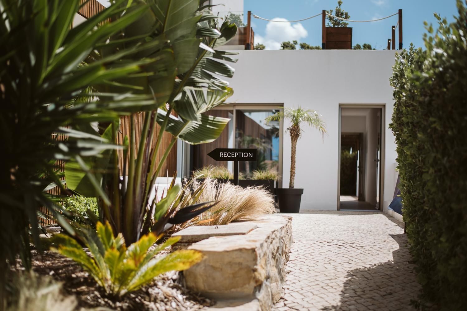The Salty Pelican Yoga & Surf Retreat Peniche Exteriör bild